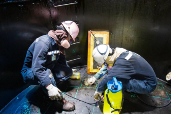 Copia de Copia de Dark Grey and Yellow Modern Heavy Equipment Rental Flyer (450 x 450 px) (450 x 450 px) (50)