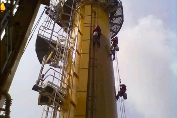 Copia de Copia de Dark Grey and Yellow Modern Heavy Equipment Rental Flyer (450 x 450 px) (3)