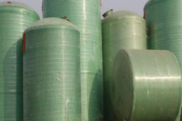 Copia de Copia de Dark Grey and Yellow Modern Heavy Equipment Rental Flyer (450 x 450 px) (450 x 450 px) (11)