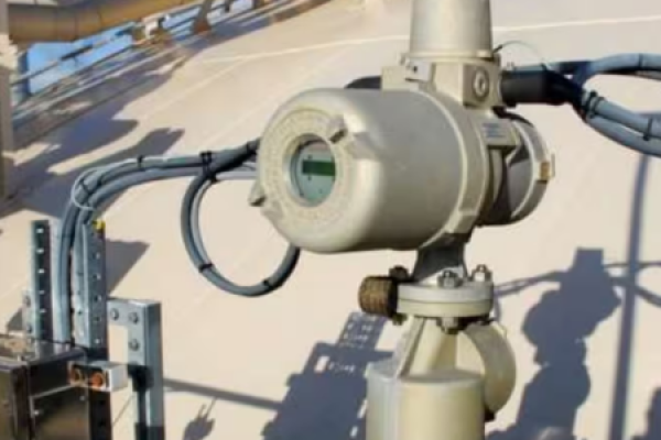 Copia de Copia de Dark Grey and Yellow Modern Heavy Equipment Rental Flyer (450 x 450 px) (450 x 450 px) (1) (1)